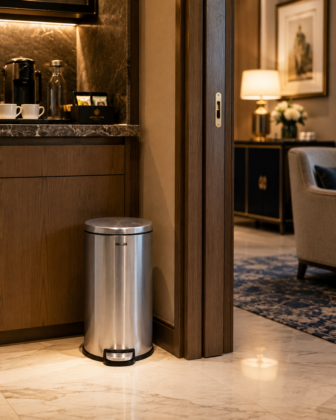 AKA Luxury Square Bin 20L in Kitchen